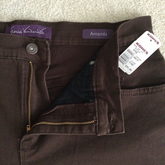 NWT Brown Gloria Vanderbilt Jeans in Size 12 Petite Short - Picture 1 of 7